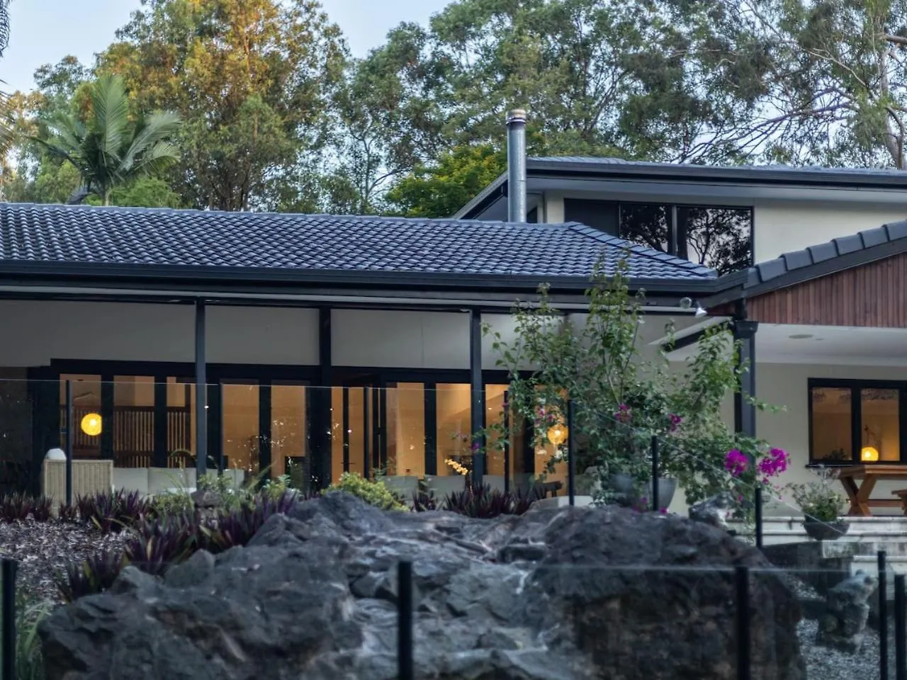Pool Tennis And Cinema 7Beds Bali Inspired Retreat Jindalee Australien