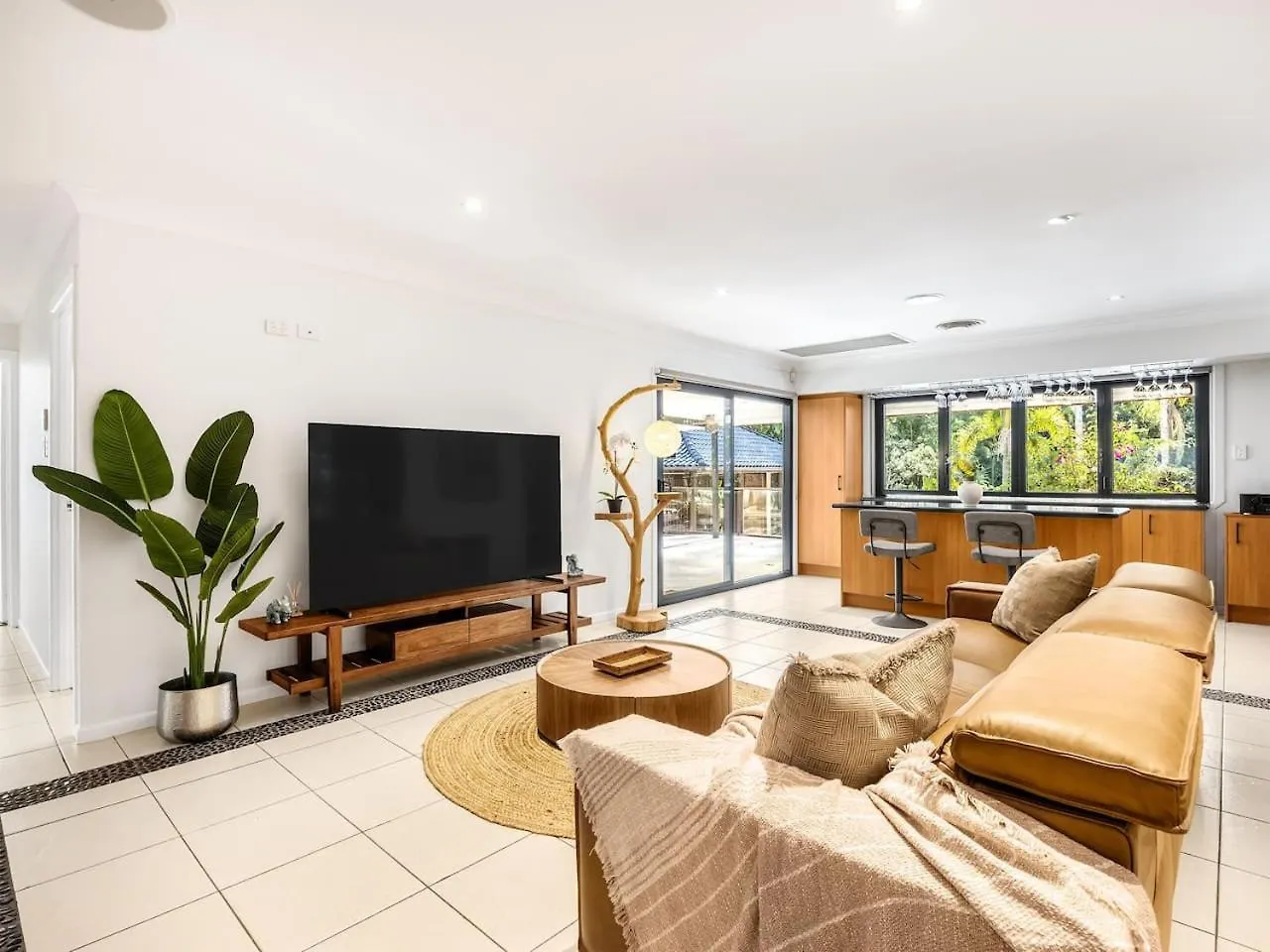 Semesterbostad Pool Tennis And Cinema 7Beds Bali Inspired Retreat Jindalee